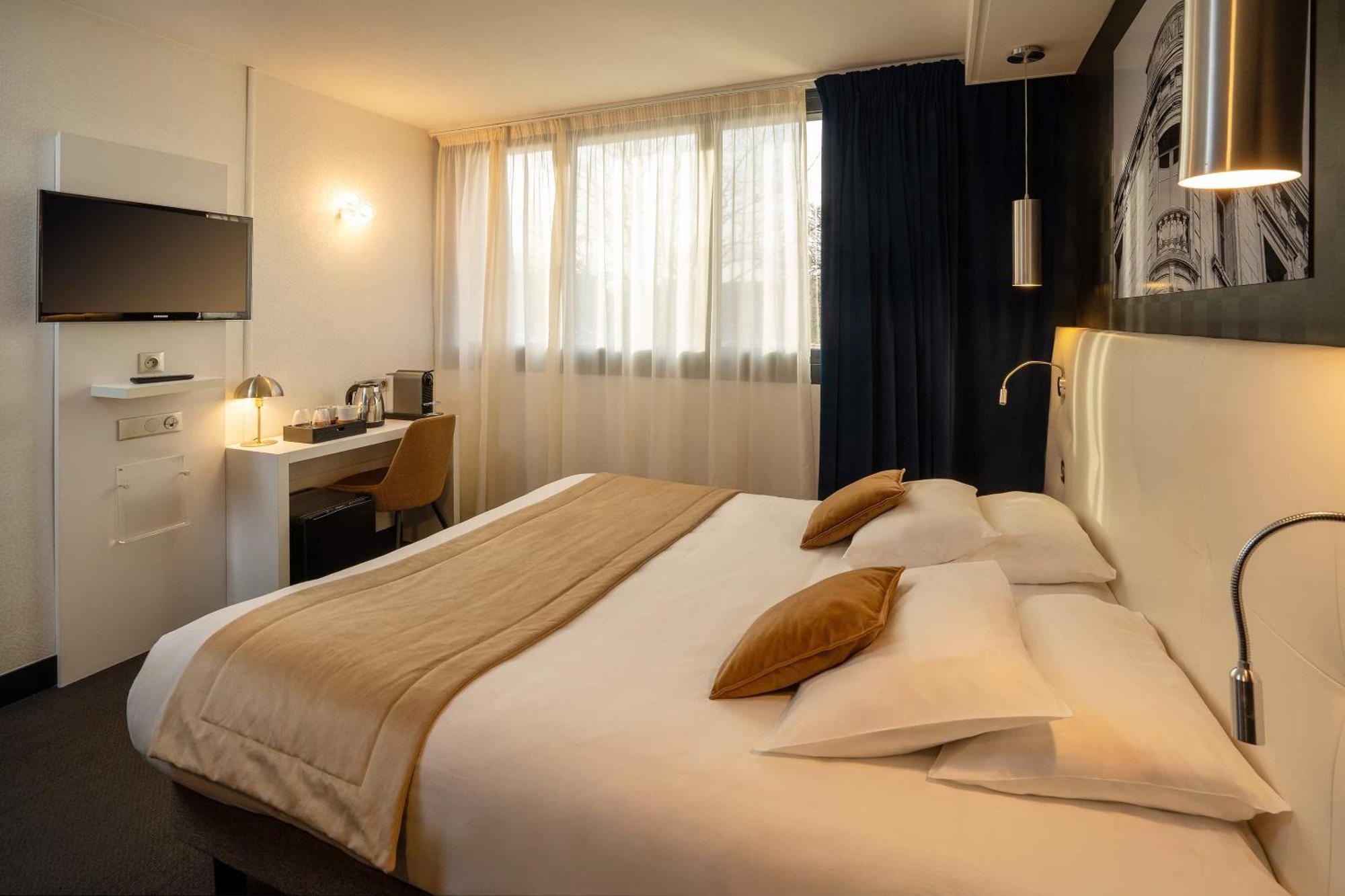 Best Western Hotel Le Quercy Бриве-ла-Гаилларде Экстерьер фото