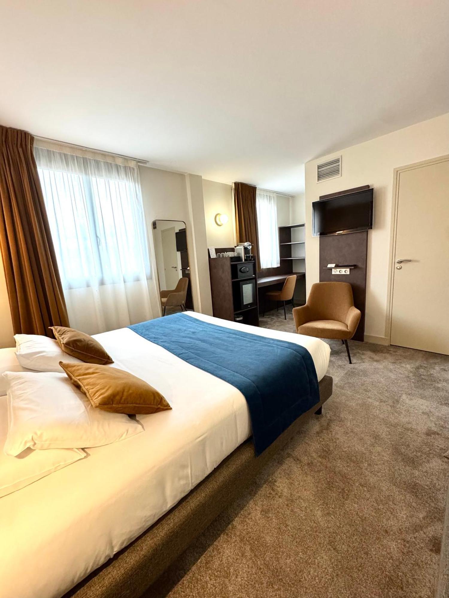 Best Western Hotel Le Quercy Бриве-ла-Гаилларде Экстерьер фото