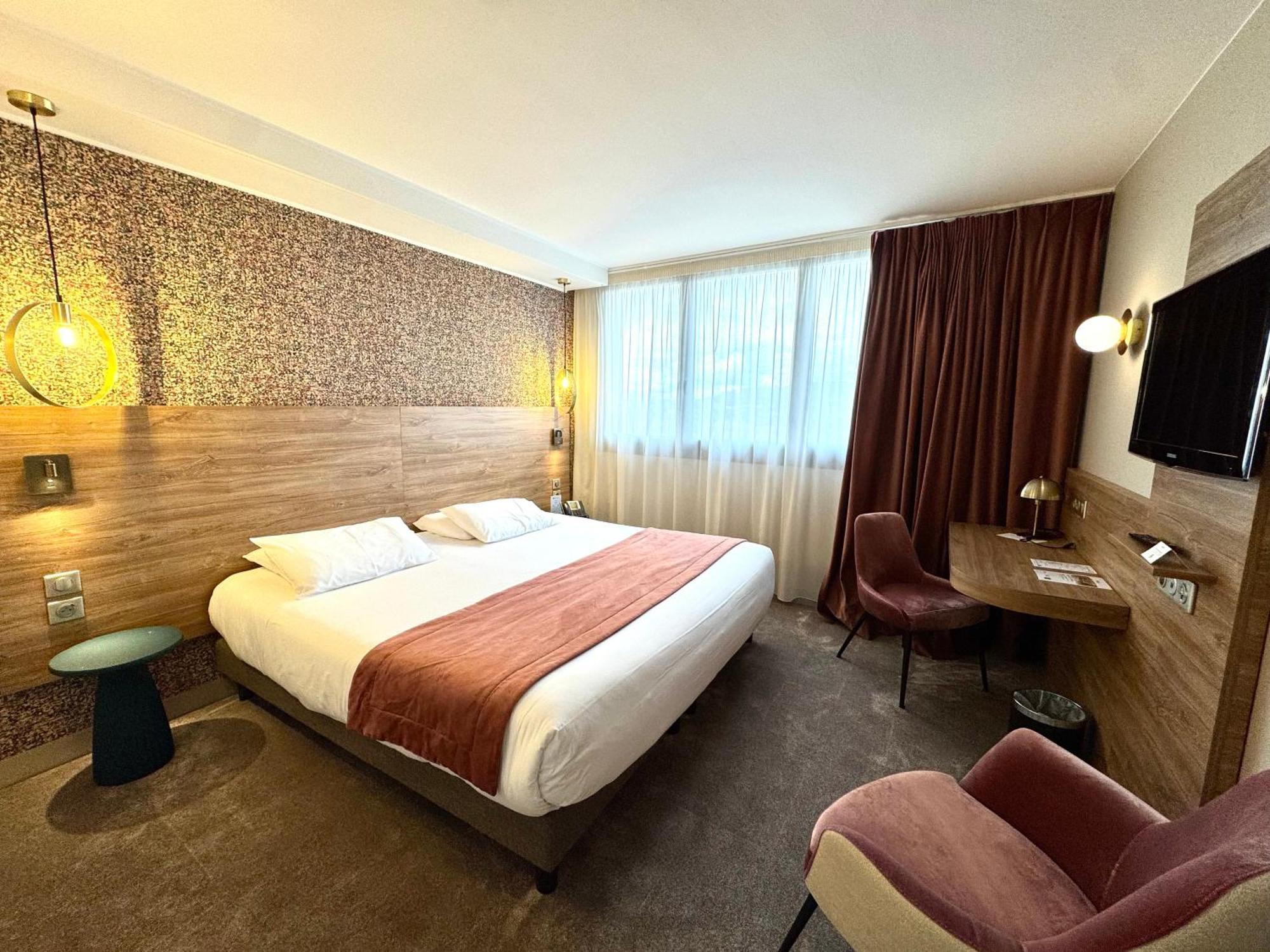 Best Western Hotel Le Quercy Бриве-ла-Гаилларде Экстерьер фото